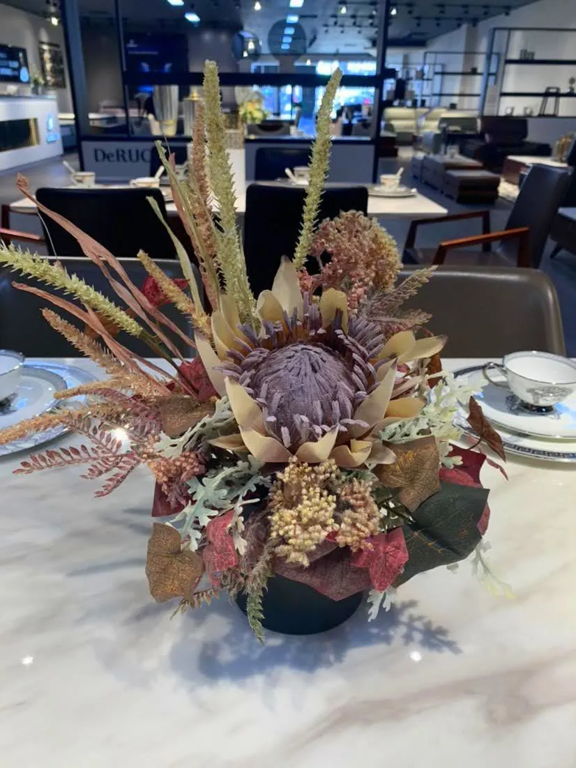 De Rucci Furniture Store (Osborne Park) - Bespoke Flower Arrangements for Display