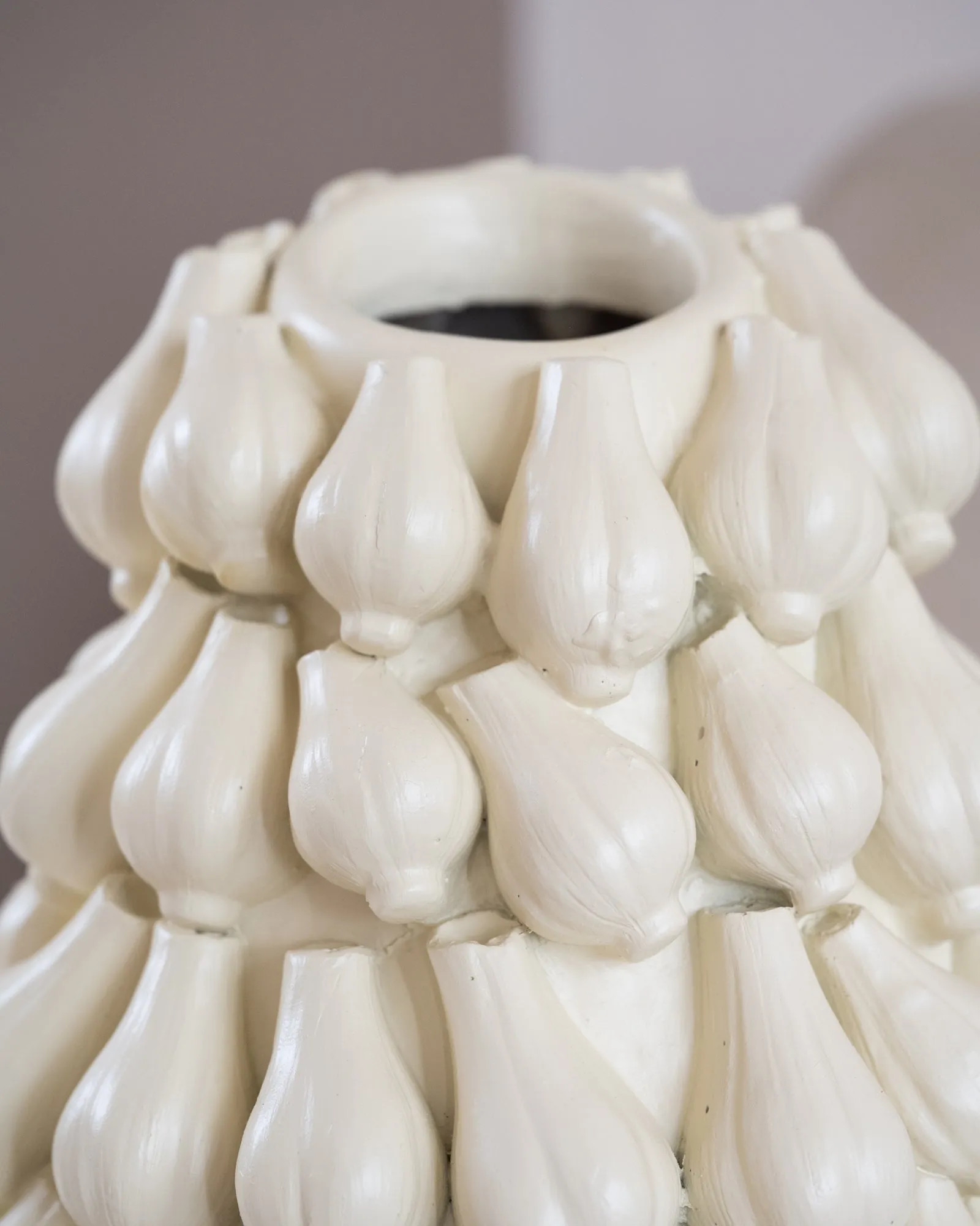 Deco Vase Garlic Cream