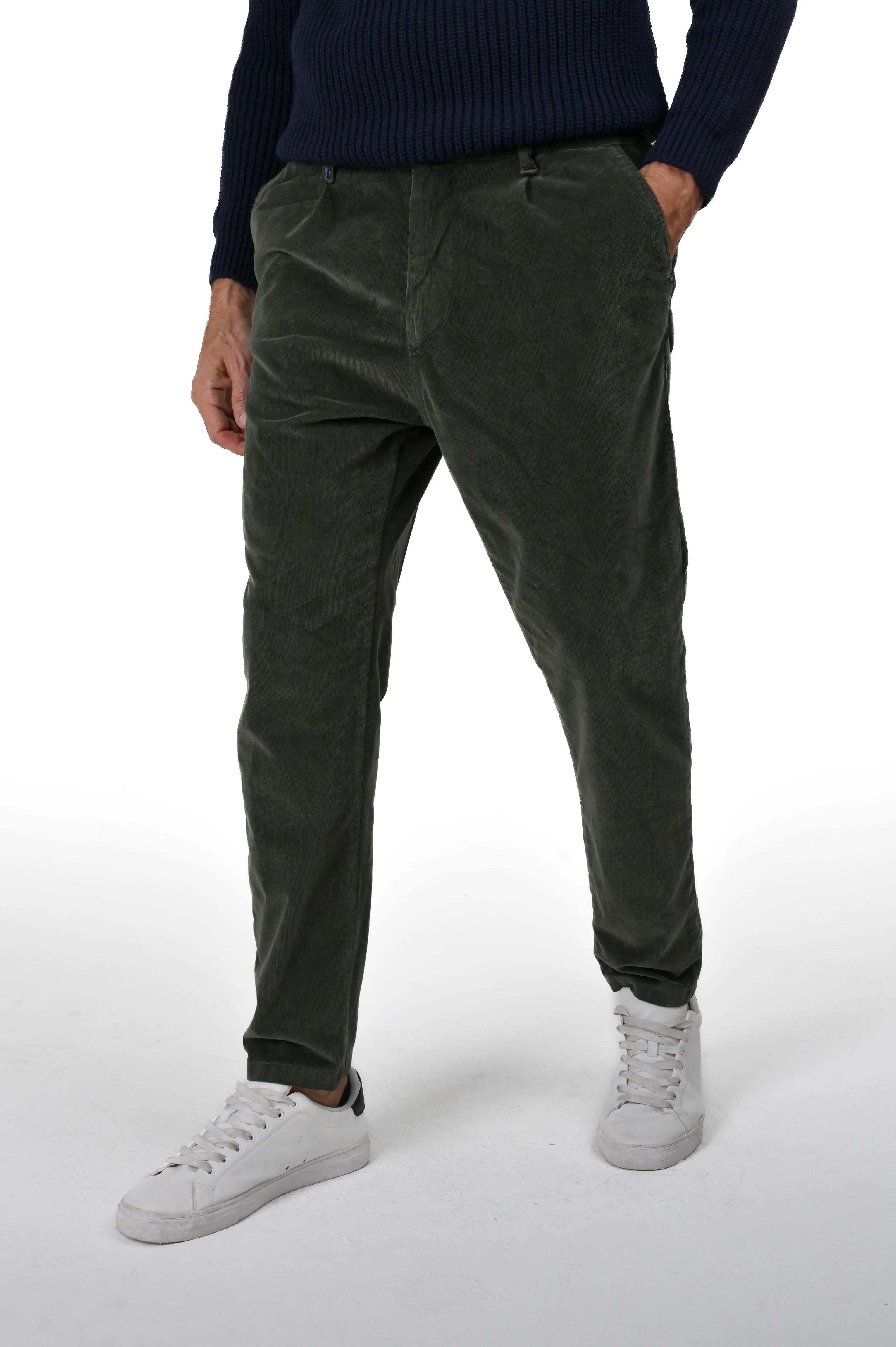 Pantaloni in velluto tapered New Private Jumbo FW23/24